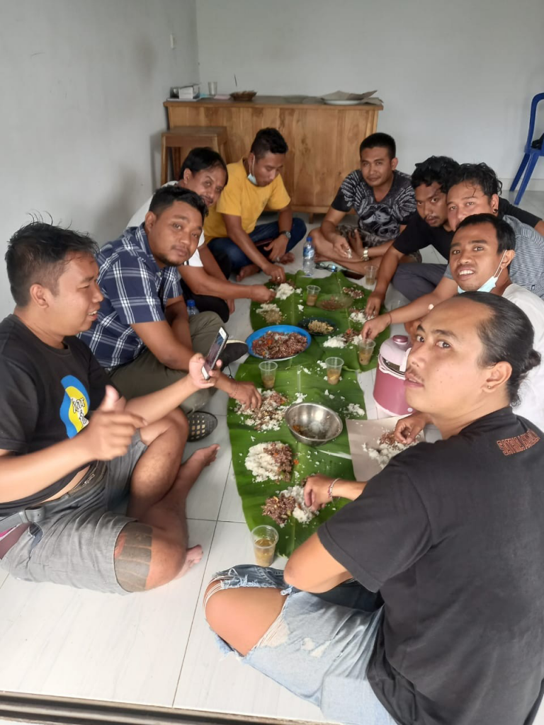 57A86F96-2D22-41D8-B704-ED2E7A239A23