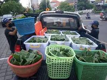 8ADC5276-01D3-4FF3-9CA2-689434D8A795